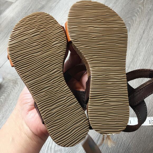 NWT Take Me Spanish Shoes Cork Footbed Girls Open Toe Flat Sandals Brown - Picture 7 of 8